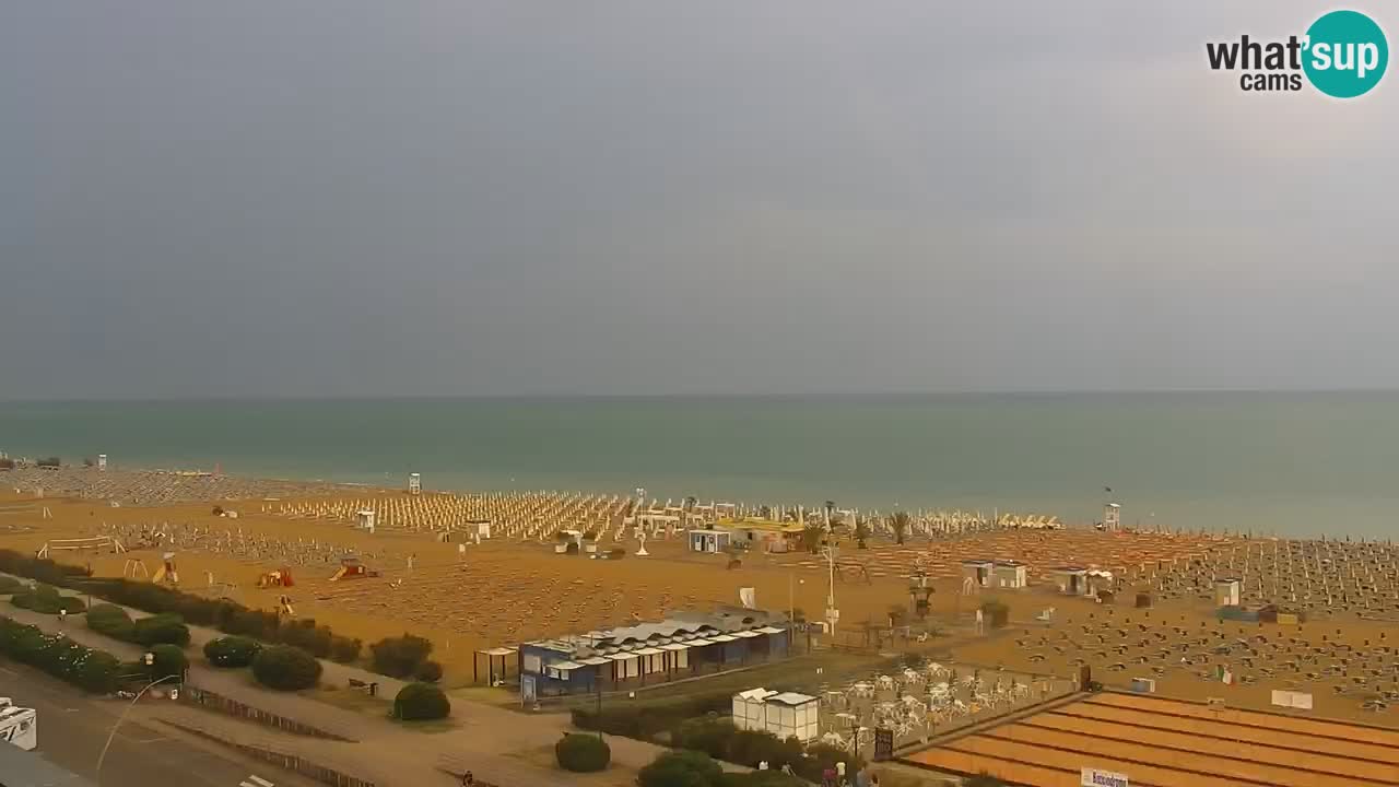 La spiaggia di Bibione webcam live e piazzale Zenit