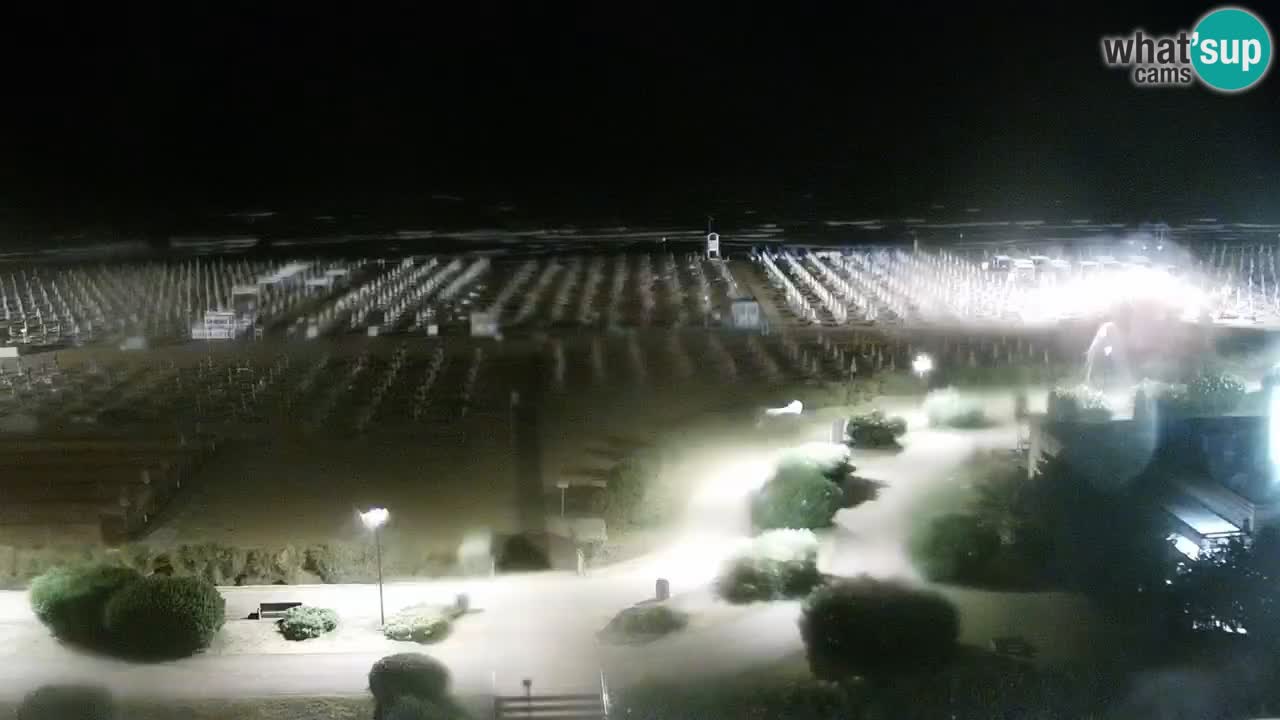 La spiaggia di Bibione webcam live e piazzale Zenit