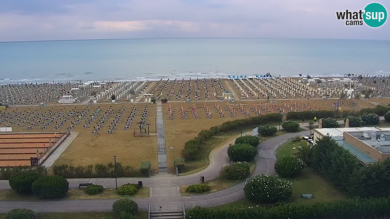 La spiaggia di Bibione webcam live e piazzale Zenit