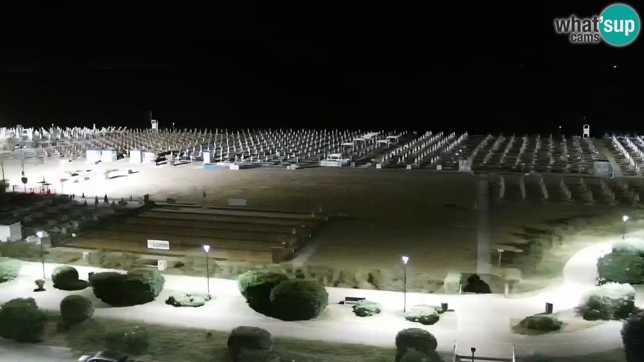 La spiaggia di Bibione webcam live e piazzale Zenit