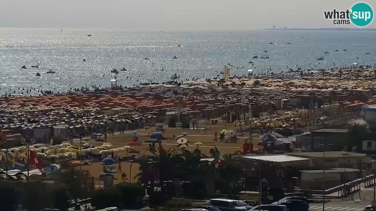 La spiaggia di Bibione webcam live e piazzale Zenit