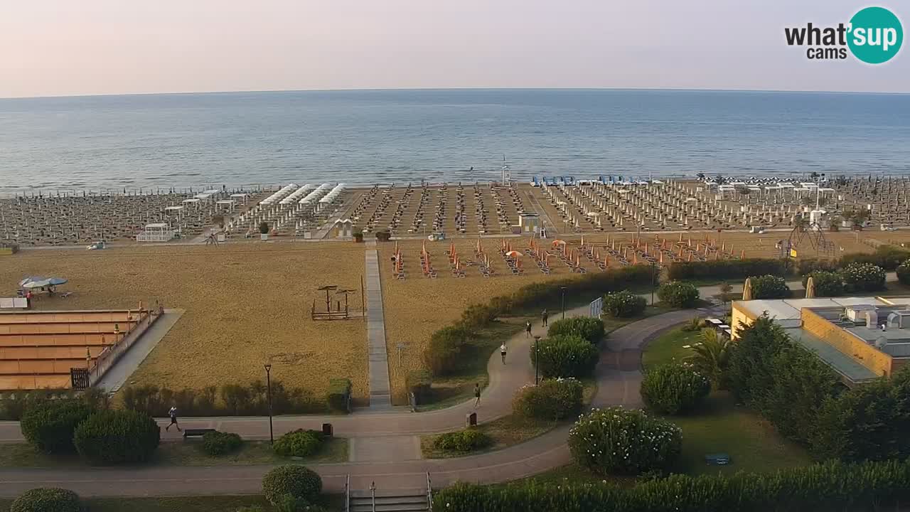 La spiaggia di Bibione webcam live e piazzale Zenit