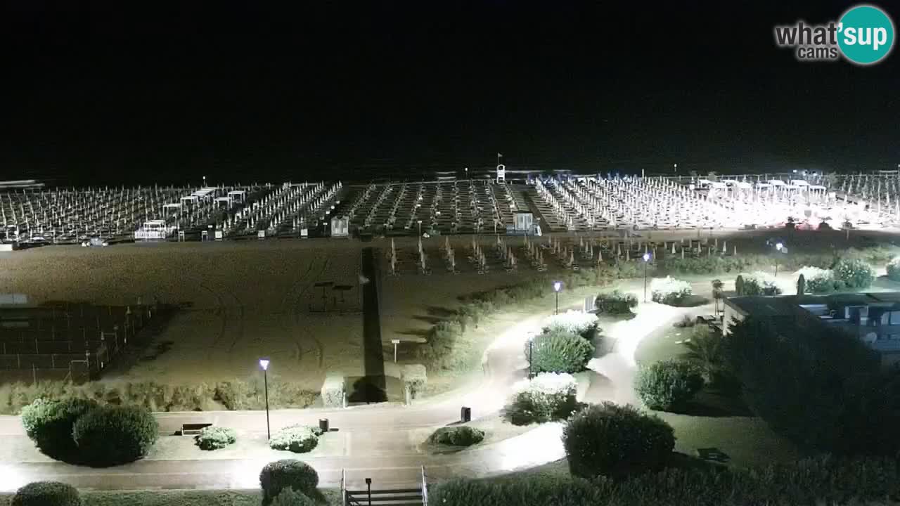 La spiaggia di Bibione webcam live e piazzale Zenit