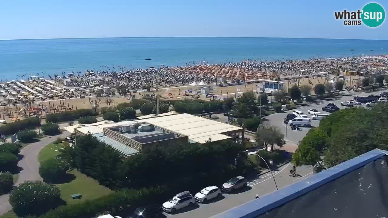 La spiaggia di Bibione webcam live e piazzale Zenit