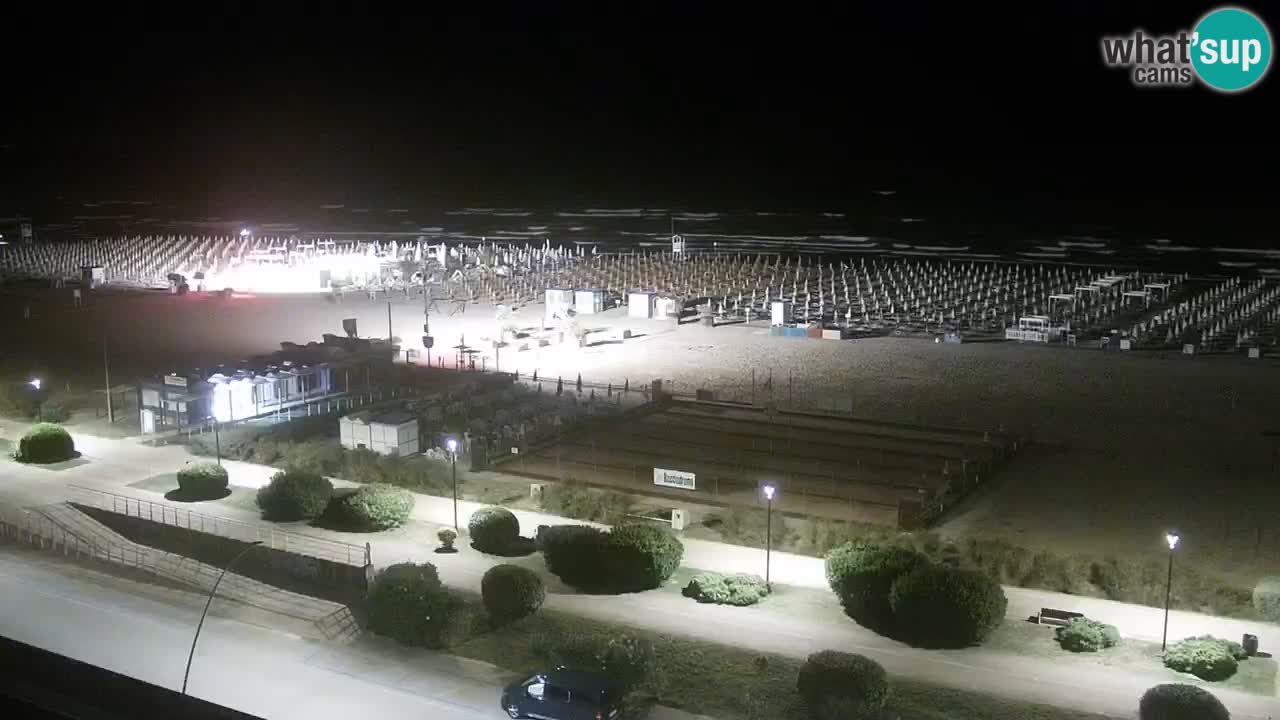 La spiaggia di Bibione webcam live e piazzale Zenit
