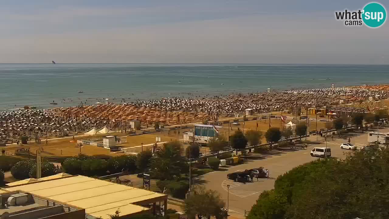 La spiaggia di Bibione webcam live e piazzale Zenit