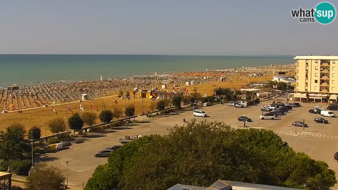 La spiaggia di Bibione webcam live e piazzale Zenit