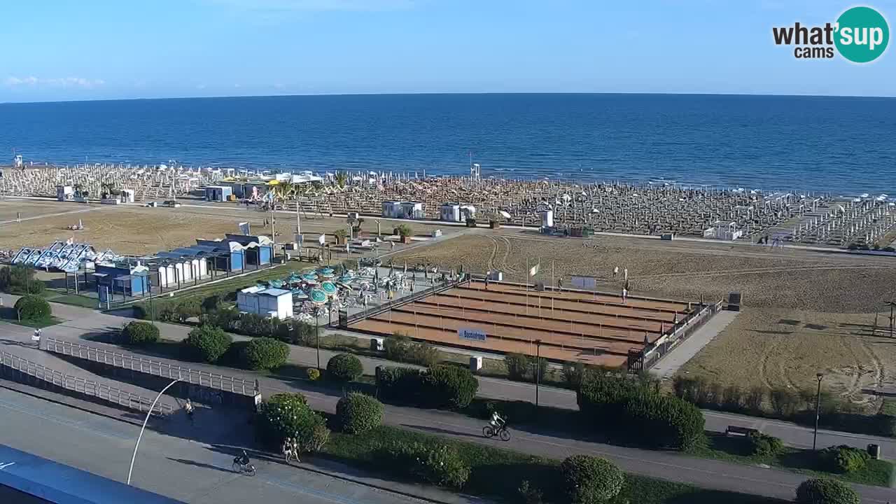 La spiaggia di Bibione webcam live e piazzale Zenit