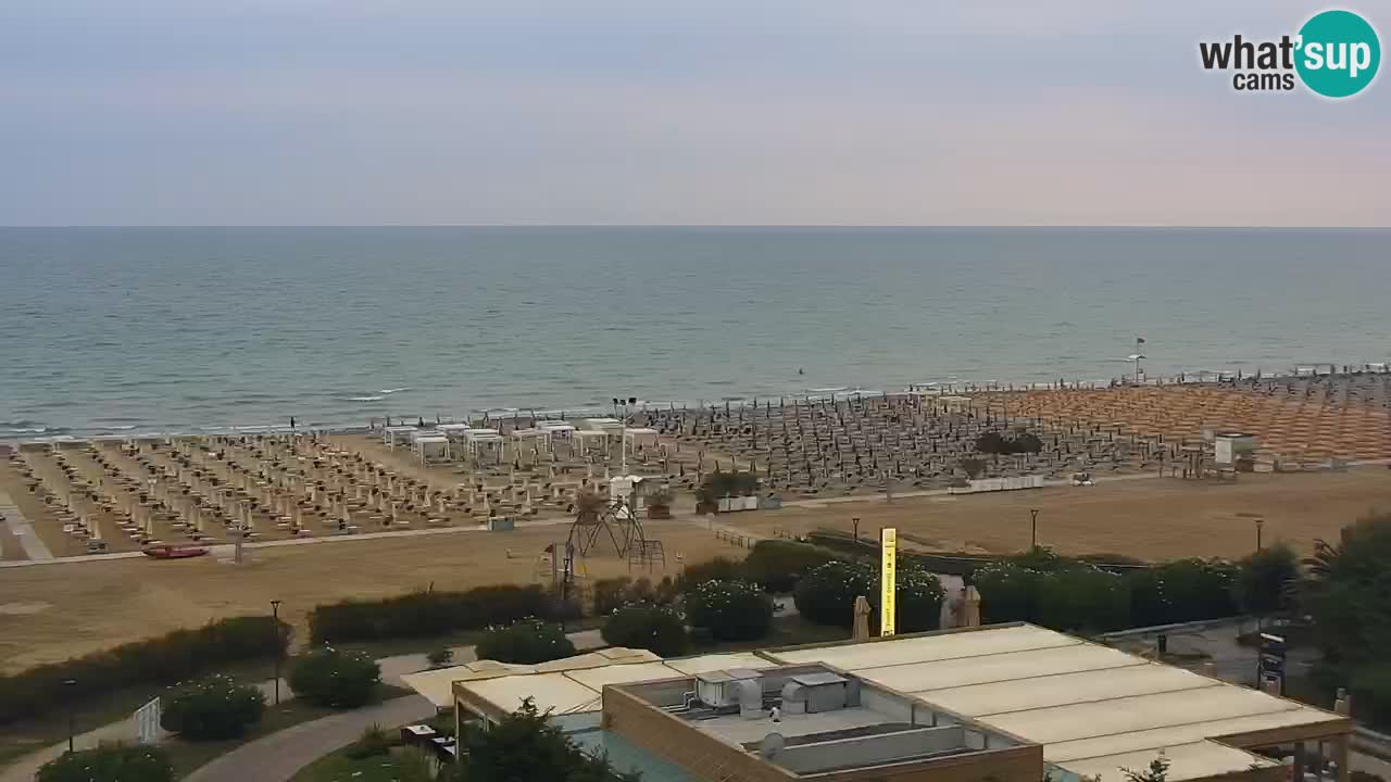 La spiaggia di Bibione webcam live e piazzale Zenit