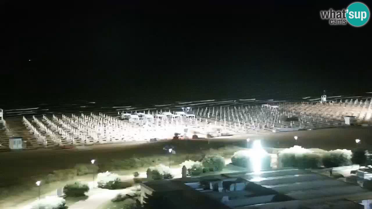 La spiaggia di Bibione webcam live e piazzale Zenit