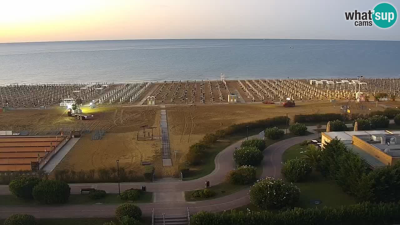 La spiaggia di Bibione webcam live e piazzale Zenit