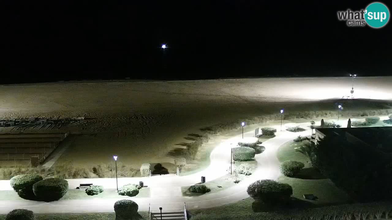 La spiaggia di Bibione webcam live e piazzale Zenit