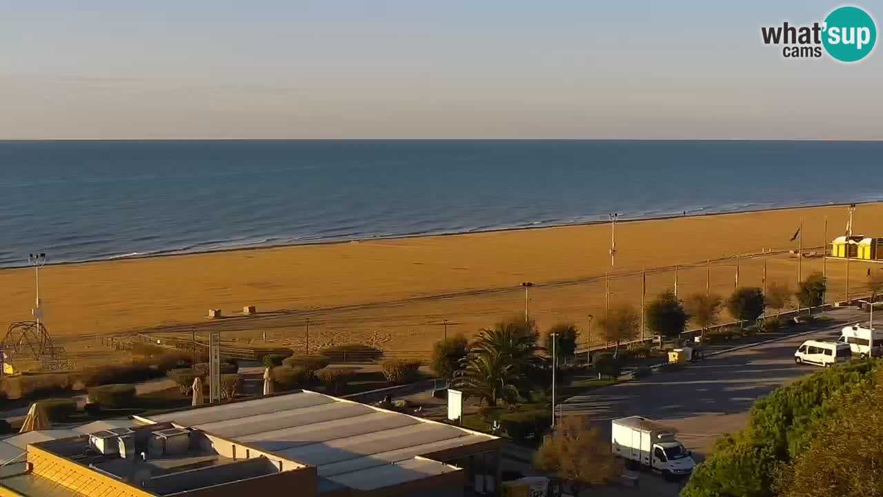 La spiaggia di Bibione webcam live e piazzale Zenit