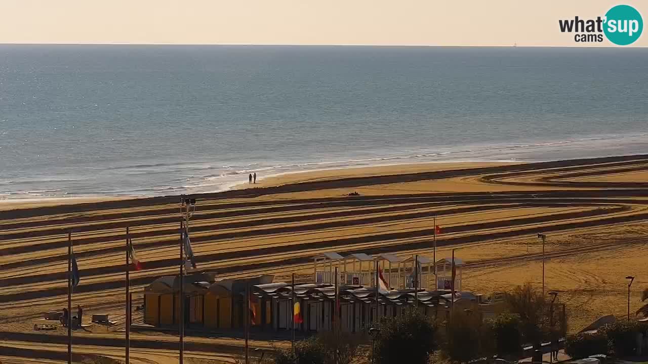 La spiaggia di Bibione webcam live e piazzale Zenit