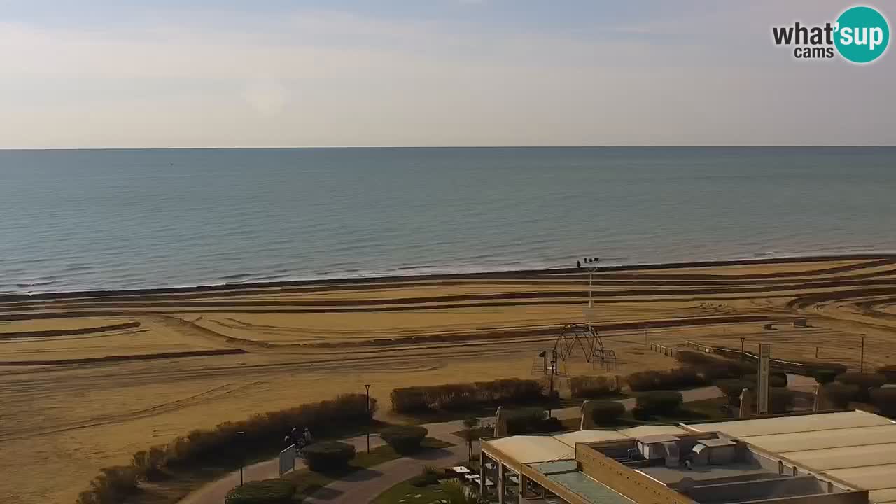La spiaggia di Bibione webcam live e piazzale Zenit