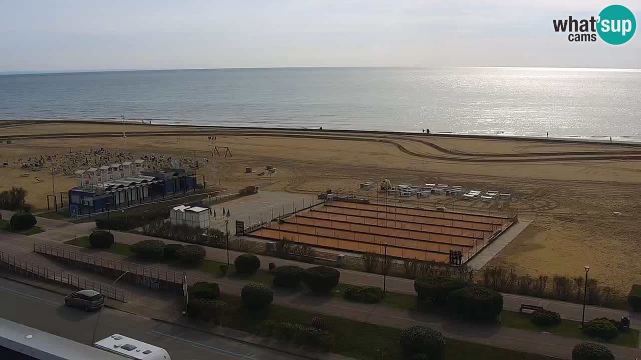 La spiaggia di Bibione webcam live e piazzale Zenit