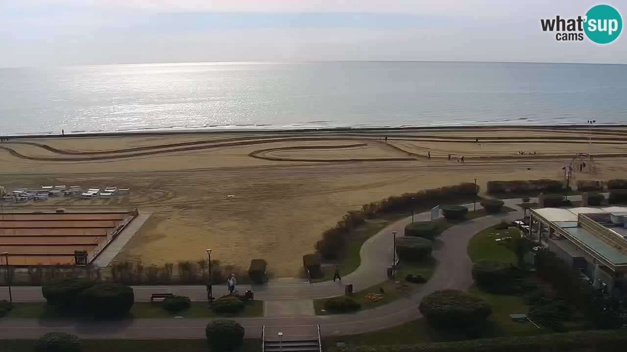 La spiaggia di Bibione webcam live e piazzale Zenit