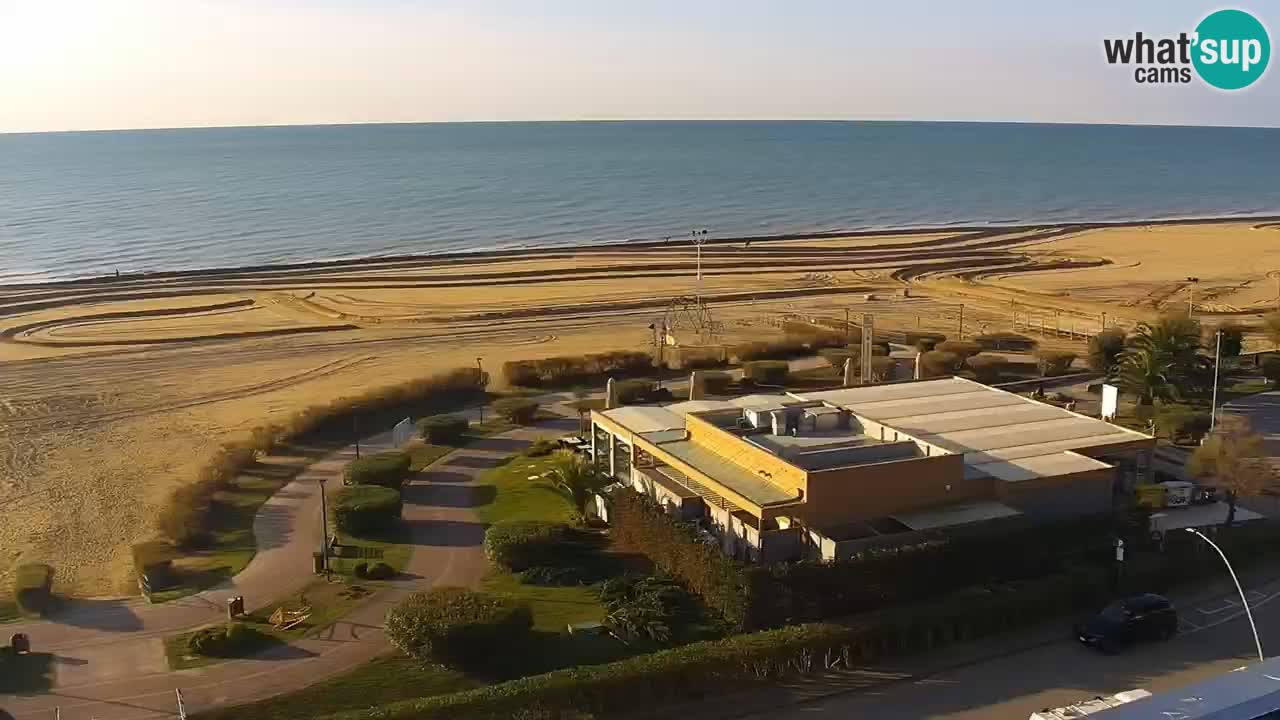 La spiaggia di Bibione webcam live e piazzale Zenit
