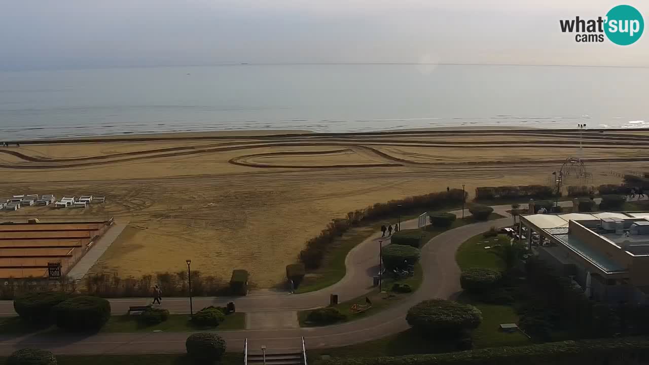 La spiaggia di Bibione webcam live e piazzale Zenit