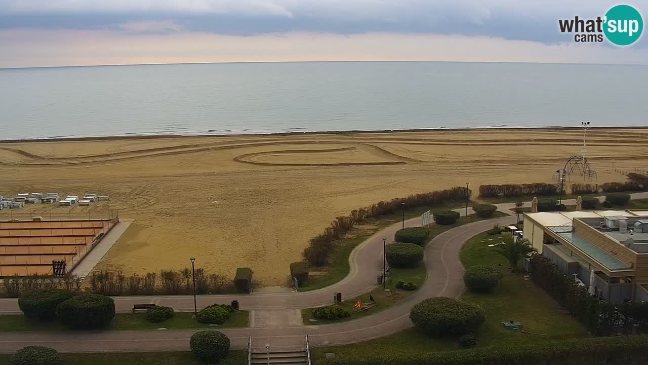 La spiaggia di Bibione webcam live e piazzale Zenit
