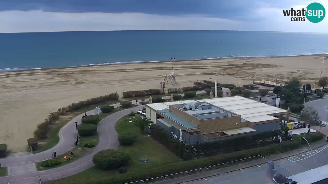 La spiaggia di Bibione webcam live e piazzale Zenit