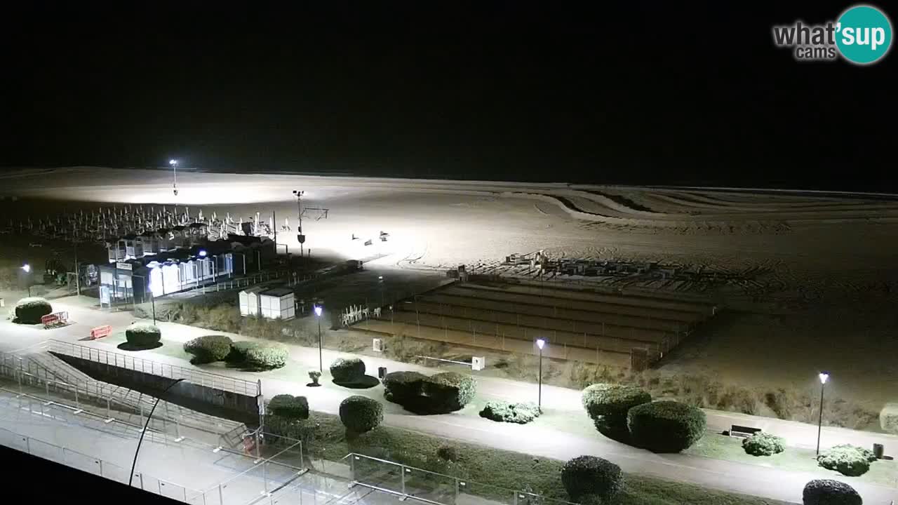 La spiaggia di Bibione webcam live e piazzale Zenit
