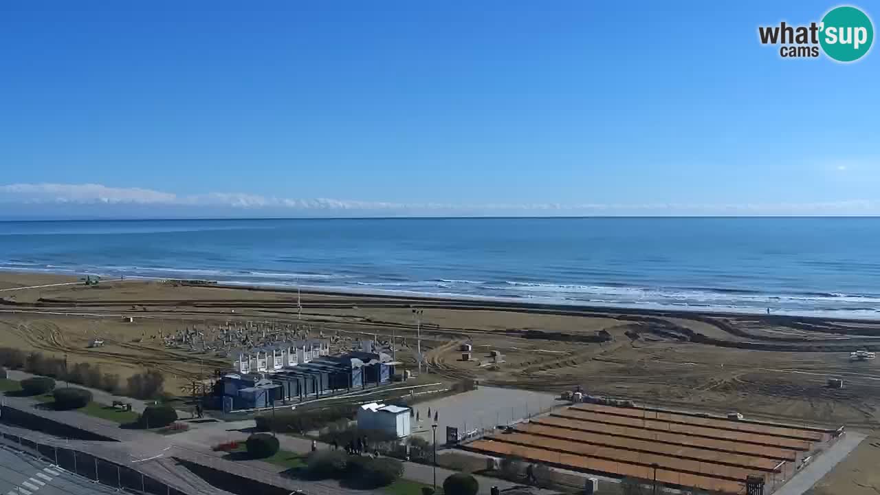La spiaggia di Bibione webcam live e piazzale Zenit