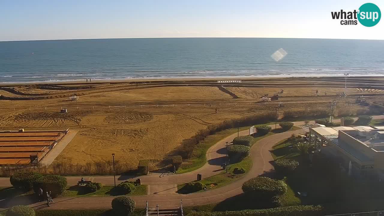 La spiaggia di Bibione webcam live e piazzale Zenit