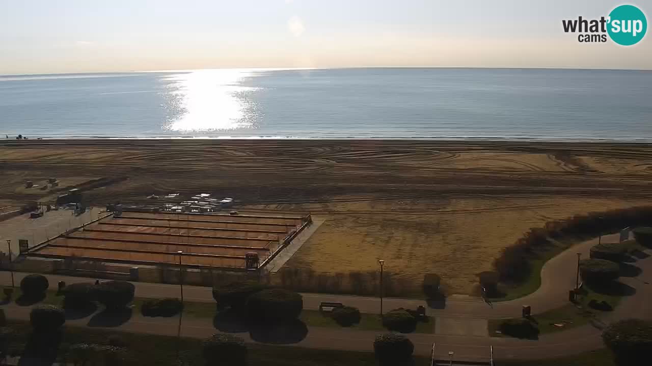 La spiaggia di Bibione webcam live e piazzale Zenit