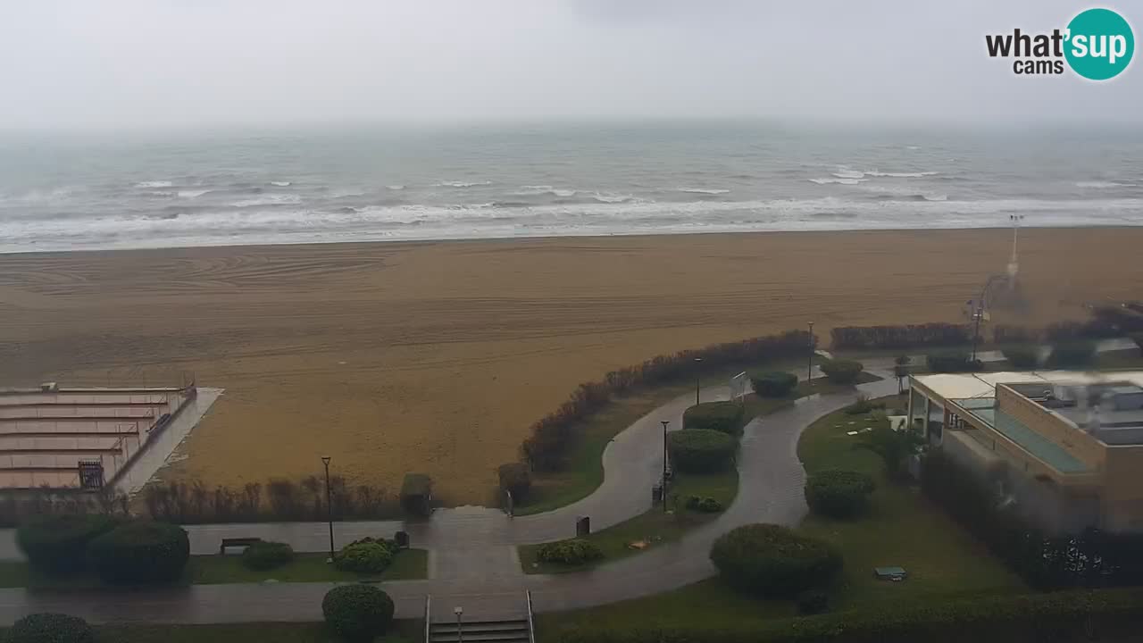 La spiaggia di Bibione webcam live e piazzale Zenit