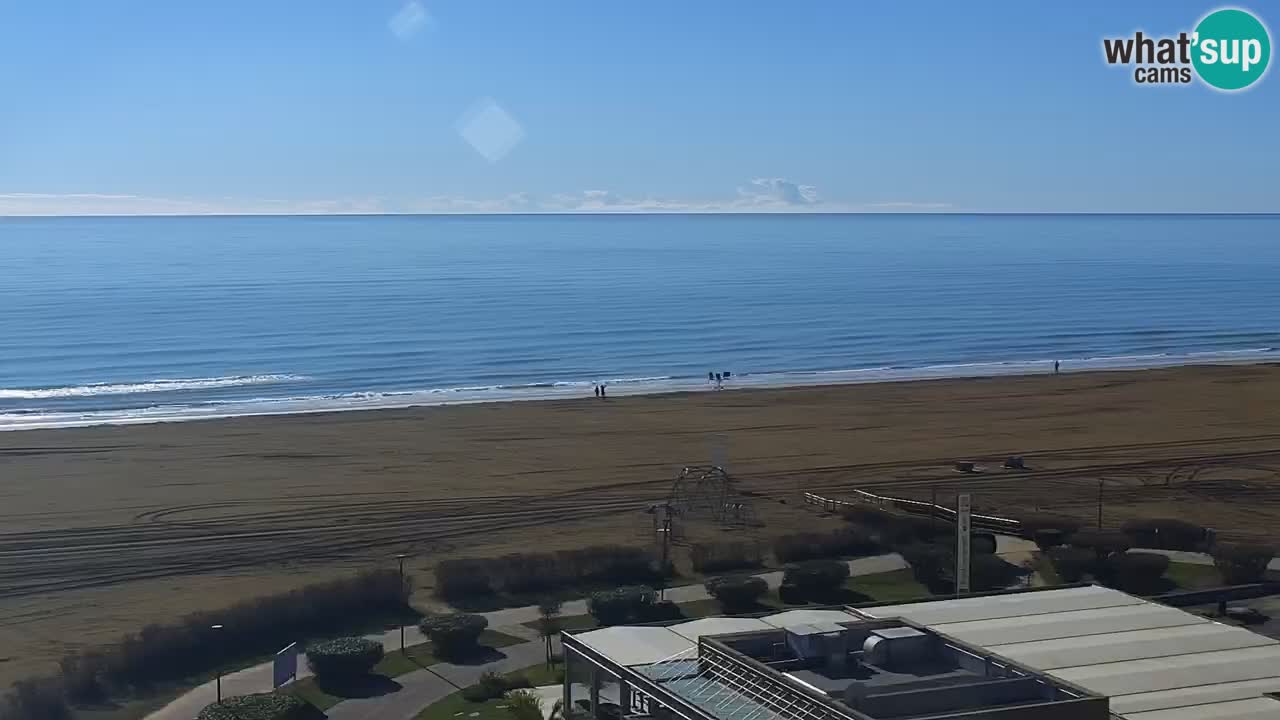 La spiaggia di Bibione webcam live e piazzale Zenit
