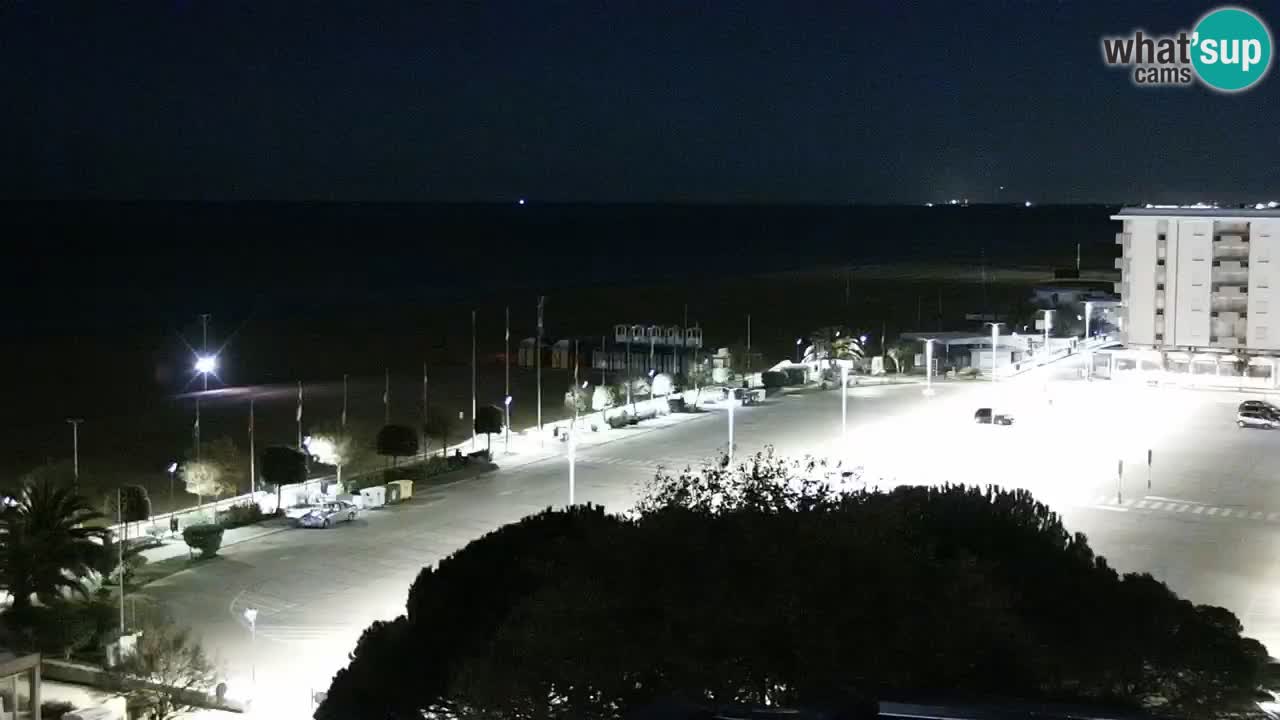La spiaggia di Bibione webcam live e piazzale Zenit