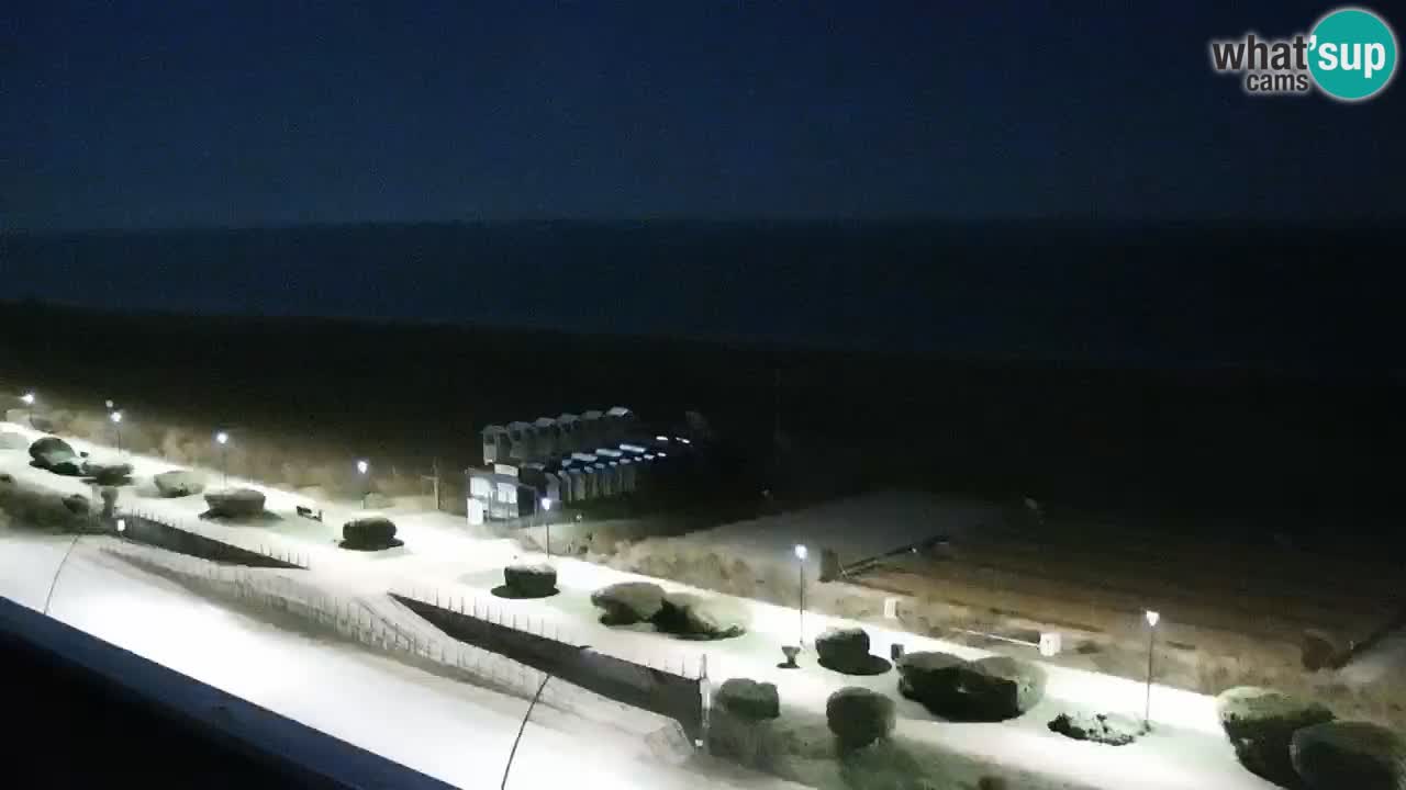La spiaggia di Bibione webcam live e piazzale Zenit