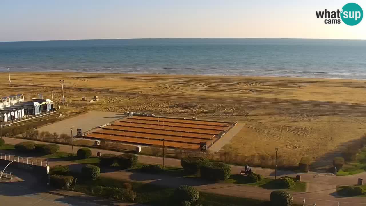 La spiaggia di Bibione webcam live e piazzale Zenit