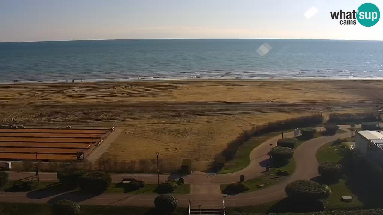 La spiaggia di Bibione webcam live e piazzale Zenit