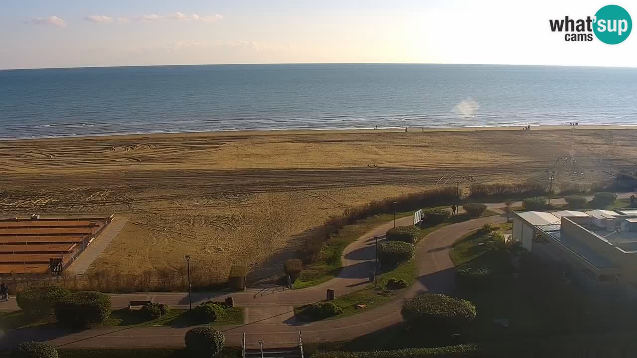 La spiaggia di Bibione webcam live e piazzale Zenit