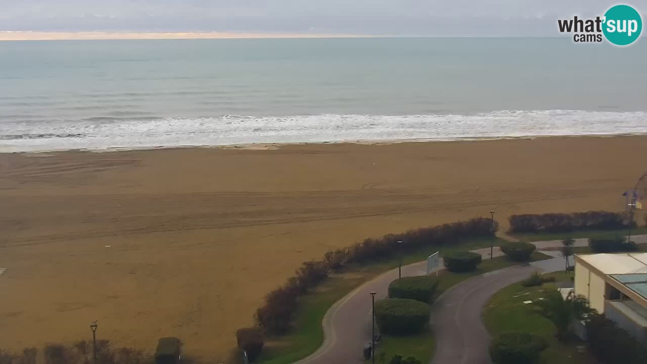 La spiaggia di Bibione webcam live e piazzale Zenit