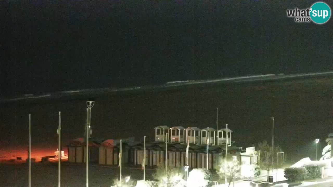 La spiaggia di Bibione webcam live e piazzale Zenit