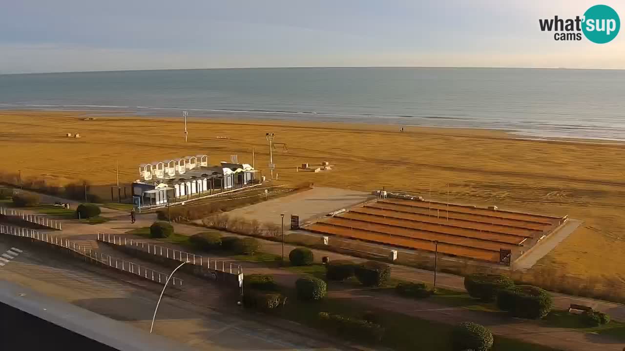 La spiaggia di Bibione webcam live e piazzale Zenit