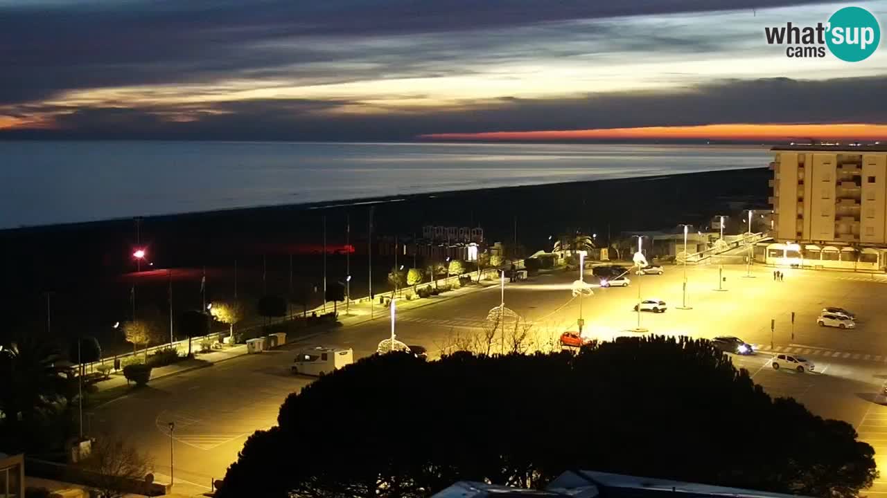La spiaggia di Bibione webcam live e piazzale Zenit