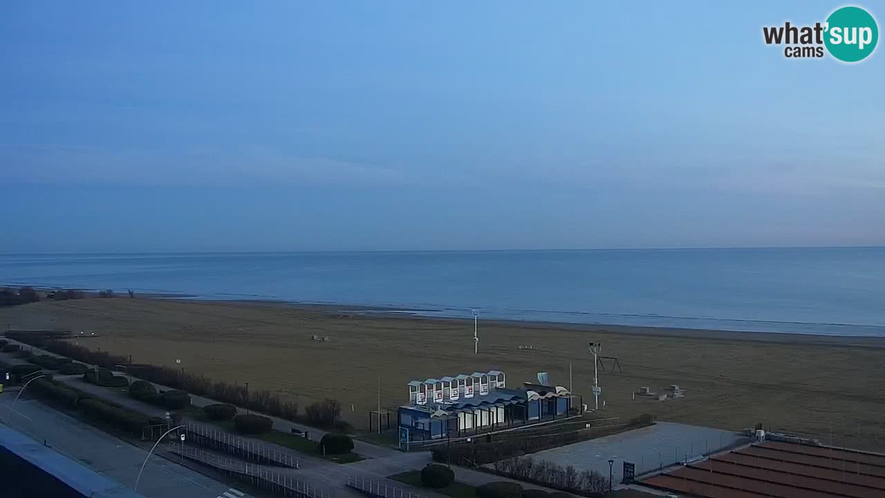 La spiaggia di Bibione webcam live e piazzale Zenit