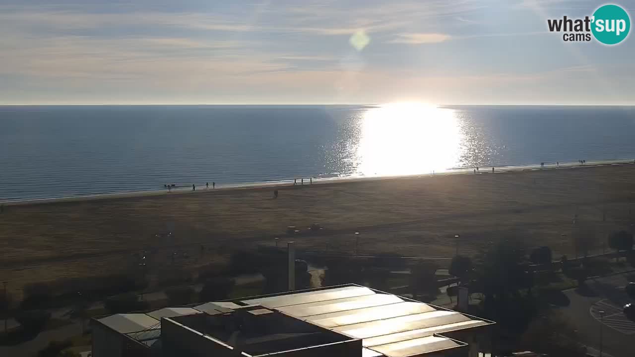 La spiaggia di Bibione webcam live e piazzale Zenit