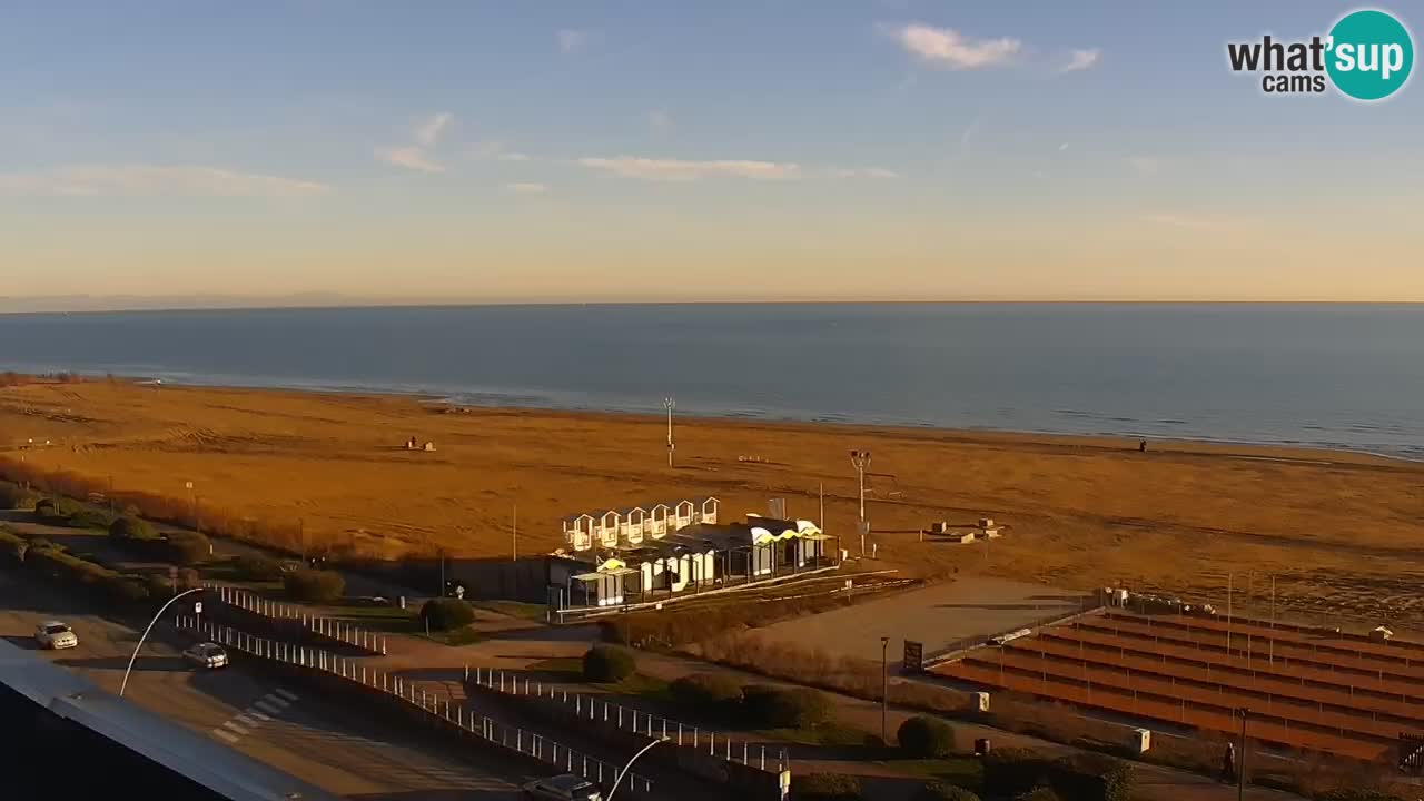 La spiaggia di Bibione webcam live e piazzale Zenit