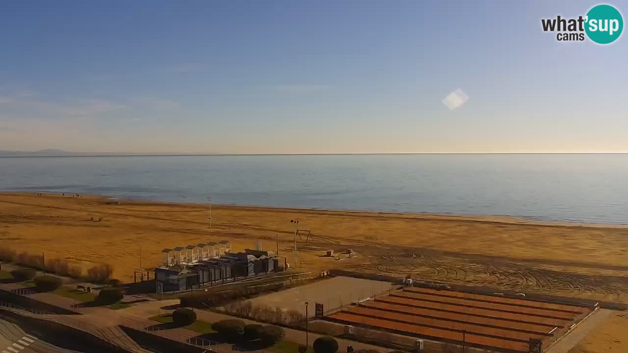 La spiaggia di Bibione webcam live e piazzale Zenit