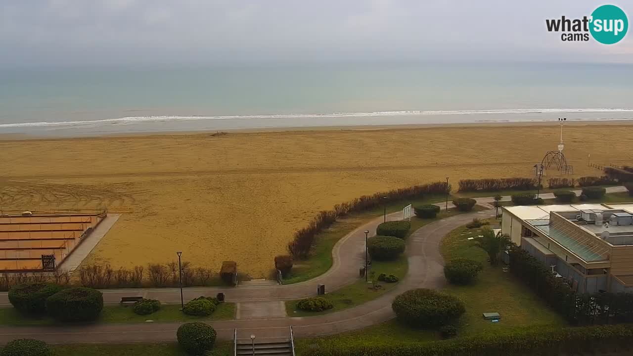La spiaggia di Bibione webcam live e piazzale Zenit