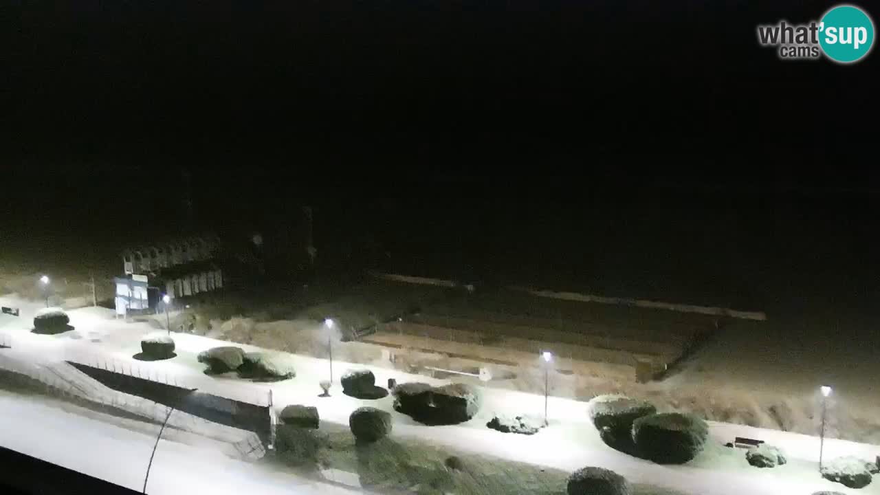 La spiaggia di Bibione webcam live e piazzale Zenit