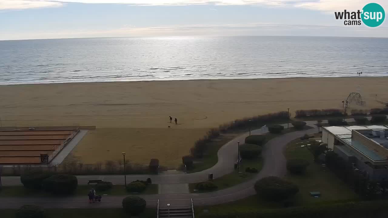 La spiaggia di Bibione webcam live e piazzale Zenit