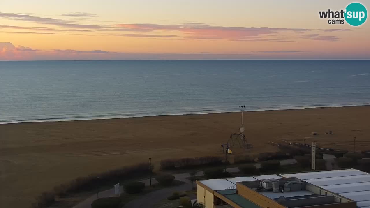 La spiaggia di Bibione webcam live e piazzale Zenit