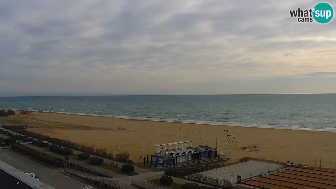 La spiaggia di Bibione webcam live e piazzale Zenit