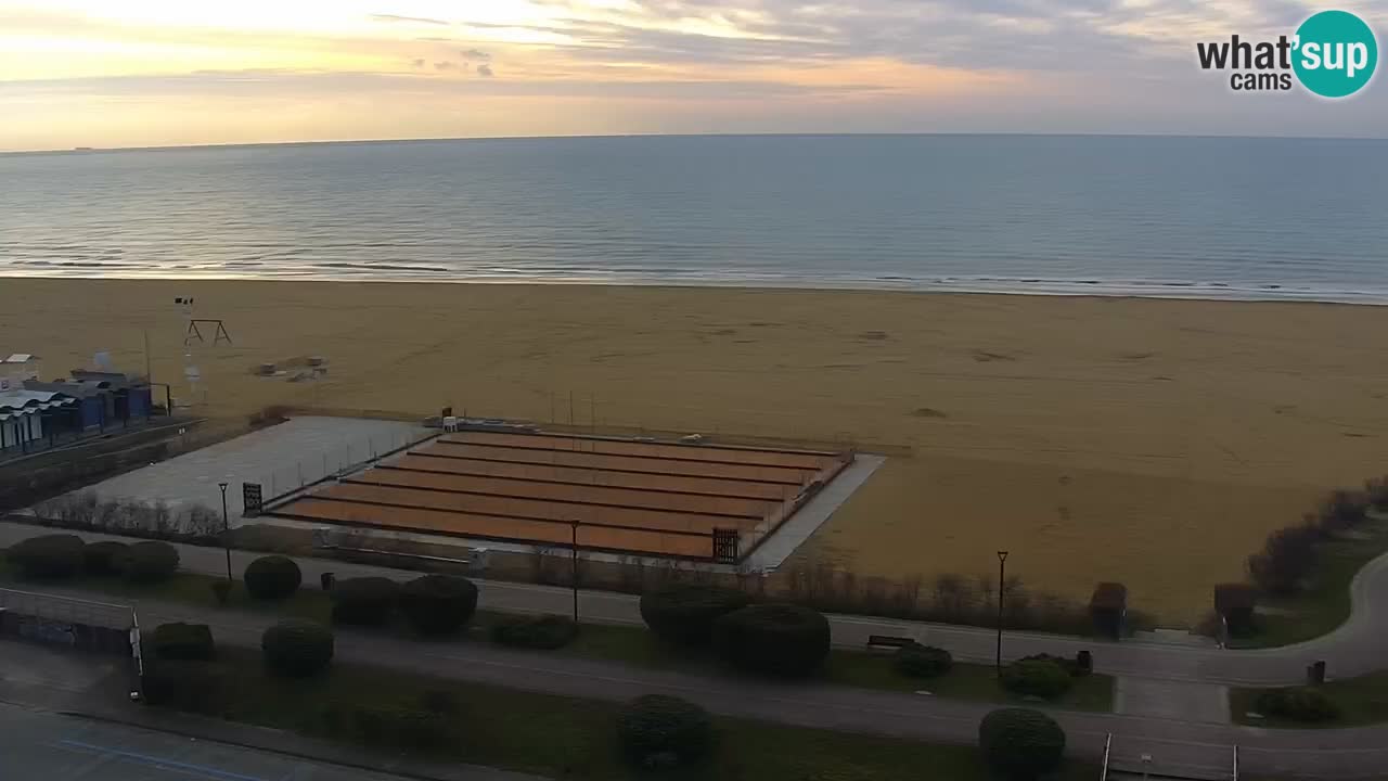 La spiaggia di Bibione webcam live e piazzale Zenit